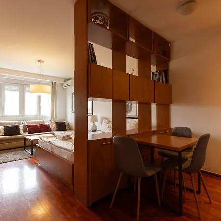 Park Apartment