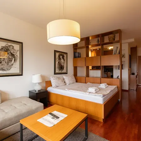 Apartment Park *