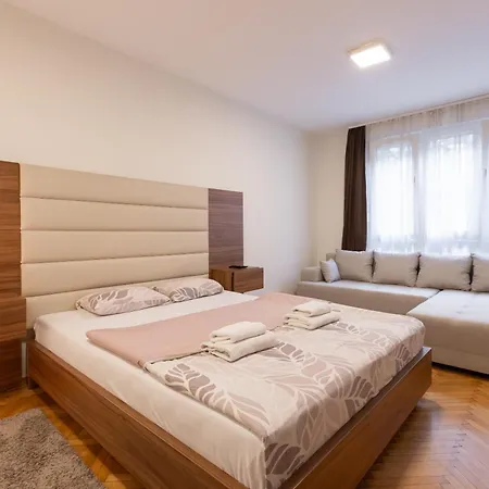 Apartment Park