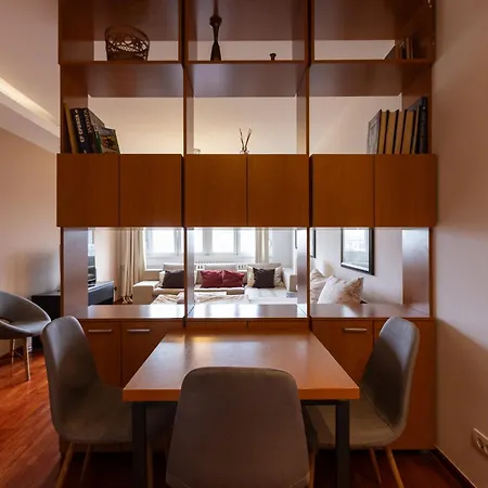 Park Apartment *