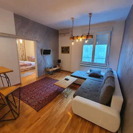 Apartment Park *